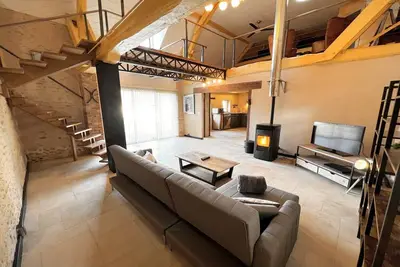 Image de Loft en Sarthe avec Jardin Paisible
