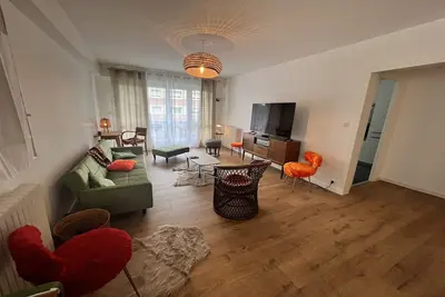 Image de Appartement à Le Mans au Style Rétro-Chic
