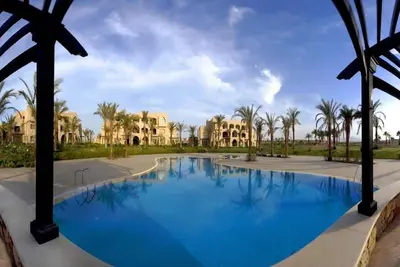 Image de Red Sea Garden Retreat | 3 Relaxing Rooms, Rooftop Pool, Tennis, Beach & More