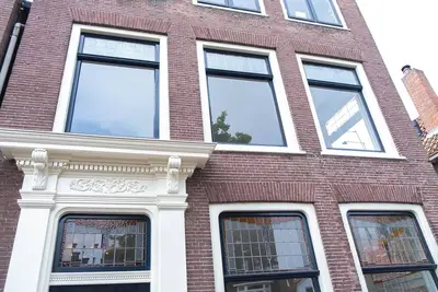 Image de Verdronkenoord 57 - Right in the heart of Alkmaar, your place by the canal