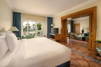 Image de All-Inclusive Fun Near Naama Bay | Pools, Spa, Dining Options & Family Perks