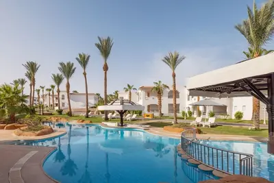 Image de Retreat Near Naama Bay – Quick Access l 4 Spacious Rooms, Waterpark & Spa