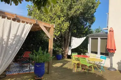 Image de Maison de charme à 3 kms de Caen. \nConfort, lumière, situation -> Coup de coeur!