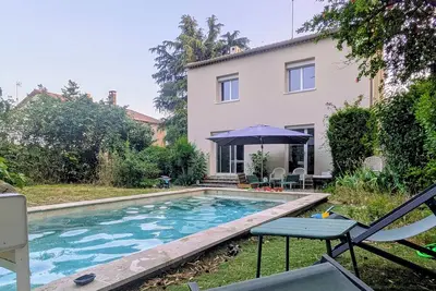 Image de Maison de vacances avec piscine (8/10 personnes)