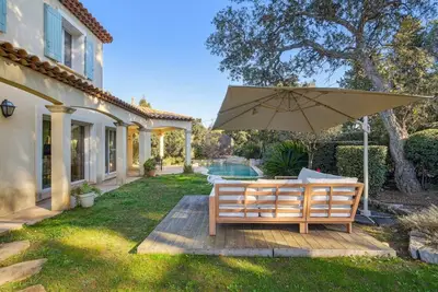 Image de Villa avec pisicne proche Mer Fréjus 8 pers