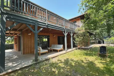 Image de Splendide villa bois dans un environnement arboré