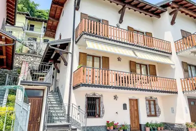 Image de Appartement avec Wifi, climatisation, Tv, terrasse, animaux admis, vue panoramique, parking