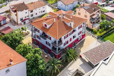 Image de Two-bedrooms apartment with balcony at Villa Armin