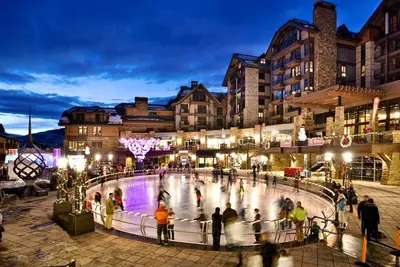 Image de Vail Village Solaris Residences 4 Bedroom Residence - Walk to Gondola One