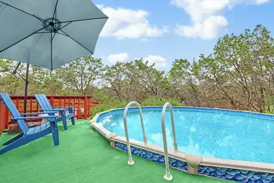 Image de Lakefield Getaway I Pools, families, views
