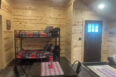 Image de Dragonfly Nest, River views, cabin style