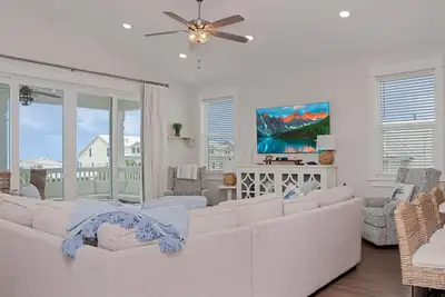 Image de ☀️ Steps from the Beach - Gorgeous Gulf Views - Port St Paradise ☀️