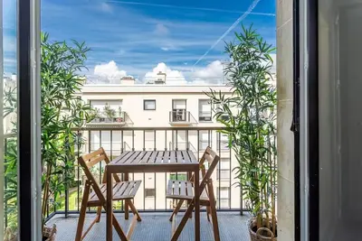 Image de Très bel appartement avec balcon à Neuilly sur Seine