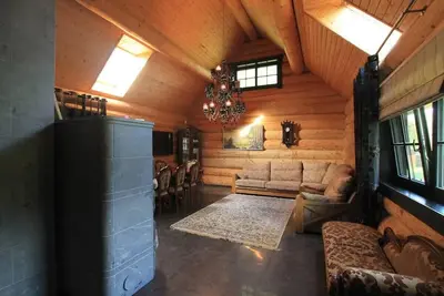 Image de The gorgeous log house, that brings out the smile!