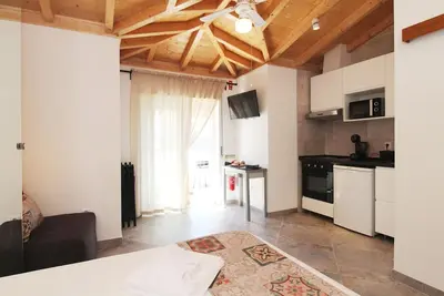Image de 2 minutes from Gamboa beach! Studio with private patio