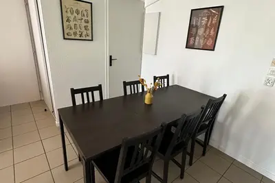 Image de Maison dans un parc verdoyant