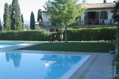 Image de Appartement de vacances avec de l'air conditionné au rez-de-chaussée