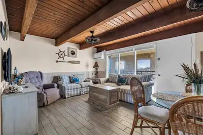 Image de Fabulous Ocean Block Retreat