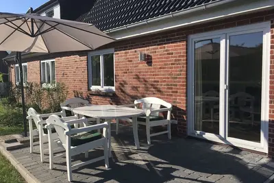 Image de Maison de vacances 'Föhrrückt' avec terrasse partagée, jardin partagé et Wi-Fi