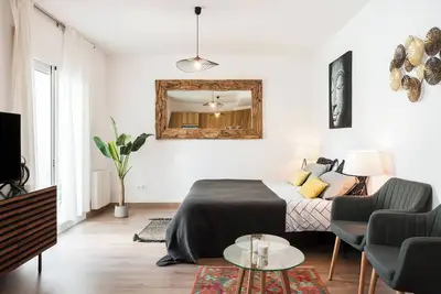 Image de Superbe studio avec jardin privé à Sitges