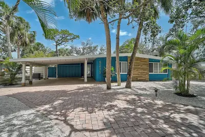 Image de Siesta Key Pool home 5239 Winding Way