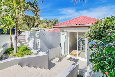 Image de Relaxing Caribbean Vacation, Twin Palms, Dawn Beach Estates, Pool, Ac, and WiFi