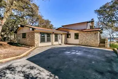 Image de Shore Nuff, a relaxing 4-bedroom vacation home on Canyon Lake