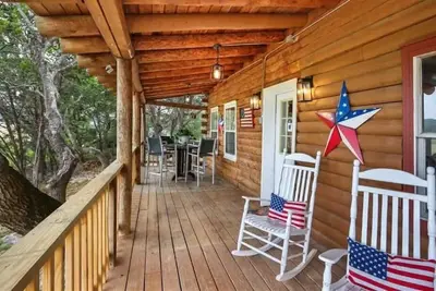 Image de Sunshine Lakehouse at Canyon Lake