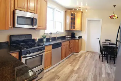 Image de 2 bedroom, Walk to Beach, Boardwalk & Shops 2l