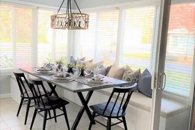 Image de Cottages at Summer Village-fully furnished cottage, Wi-fi, heated pools, hot tub