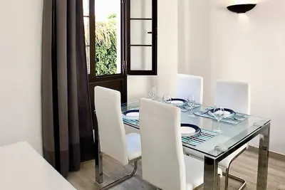 Image de Modern-Luxury 2-bedroom bungalow with WiFi and Ac