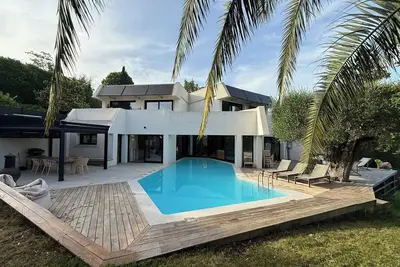 Image de Magnifique villa moderne - piscine - terrasse - jardin