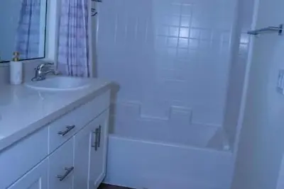 Image de Entire House in Lemon Grove: 3b/3b + Sofa Bed
