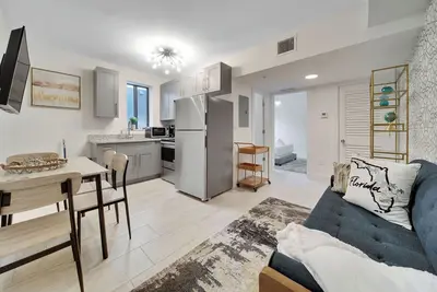 Image de Comfortable 2br - Extended Stay Special