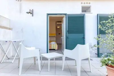 Image de Chambre d'hôtes 'Tallyho Calendula' avec terrasse partagée, Wi-Fi et climatisation