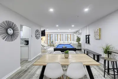 Image de Tremblant|Mountain|Lake|Pool Table| Views