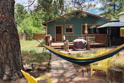 Image de Charming 3-bedroom house with WiFi, dog friendly, hot tub, and Ac in Flagstaff