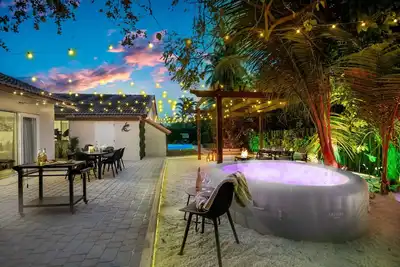Image de FirePit / Beach / Basketball / LuxuryVilla