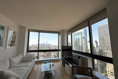 Image de 2 Bed Lux High Rise, steps from the Empire State