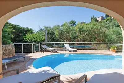Image de Villa familiale à louer avec piscine  et  vue mer – 4 chambres, Mandelieu proche Cannes