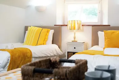 Image de Teviotside Travel Inn - Hawick Room 4 triple (3 x singles)