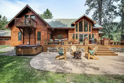 Image de Luxury Cabin on Naches River, Near Mount Rainier!
