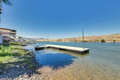 Image de Steps to Sparkling Water: Bullhead City Getaway