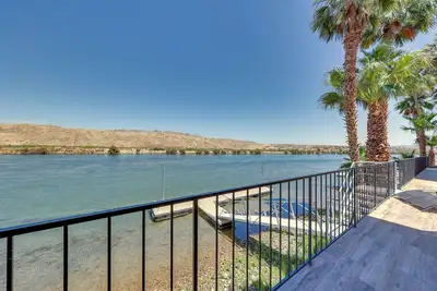 Image de 8 Mi to Laughlin Riverwalk: Waterfront Retreat