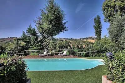 Image de Villa Lidira: A characteristic and welcoming cottage surrounded by the greenery, with Free Wi-Fi.