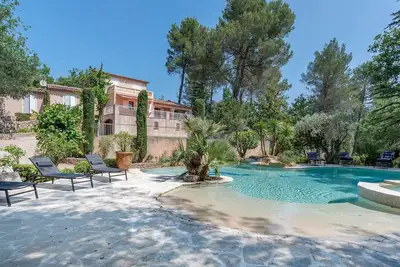 Image de Cozy home in Saint-Maximin-la-Sainte-Baume