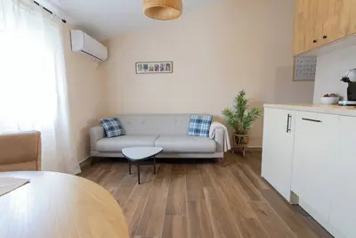 Image de Bright & Cozy Apartment in quiet area near Airport - Rezidencija Joksimovic