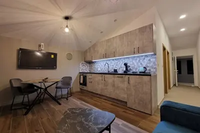 Image de Art deco-inspired apartment in a quiet area near the Airport