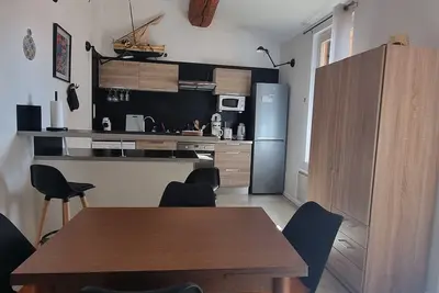 Image de Appartement T3 charmant près des quais, 4 pers.