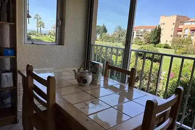 Image de Ferienwohnung 2 Zimmer Kabine 4 Betten La Londe Les Maures